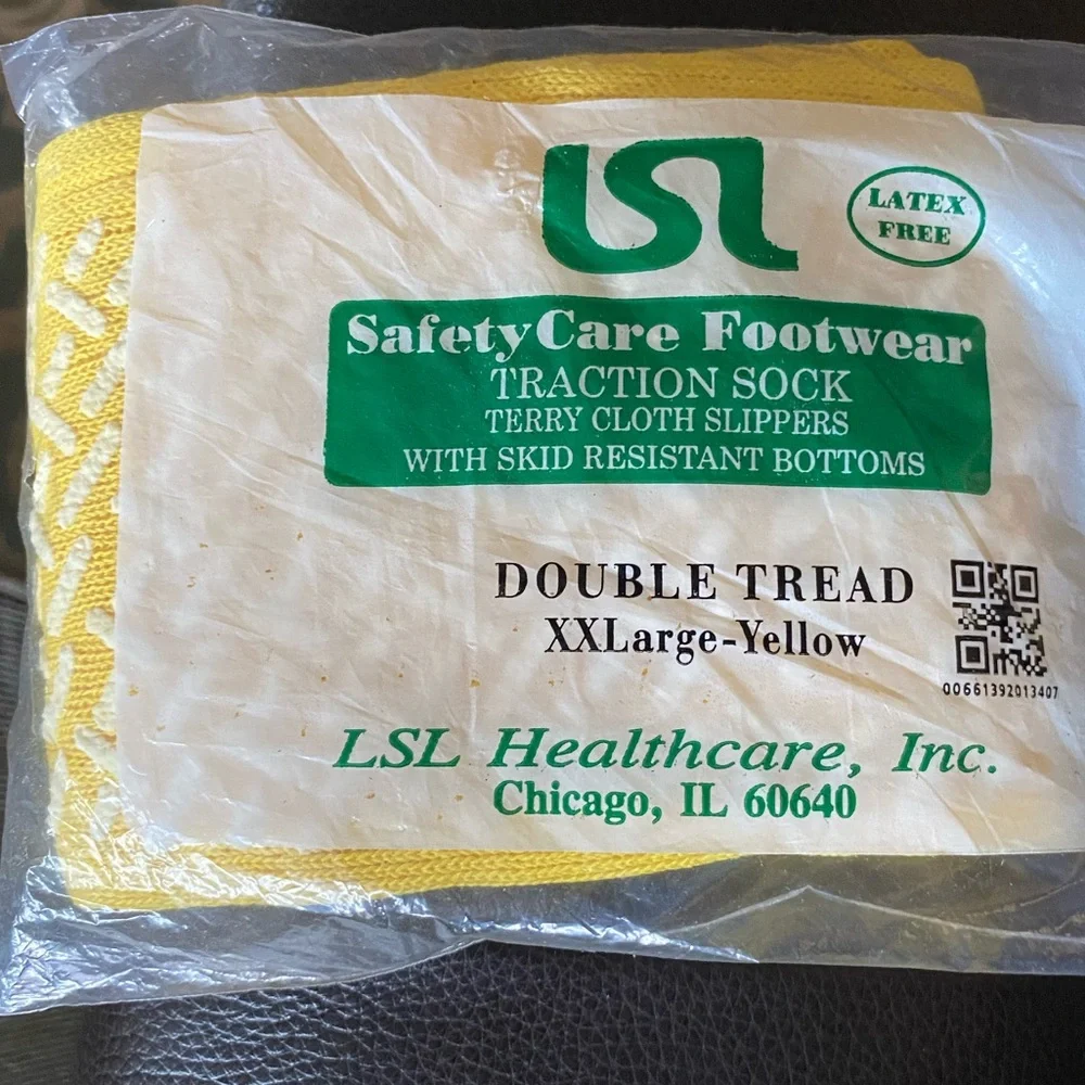 LSL One Pair New Yellow Traction Socks in Package Unisex Will Fit Most Feet xxl